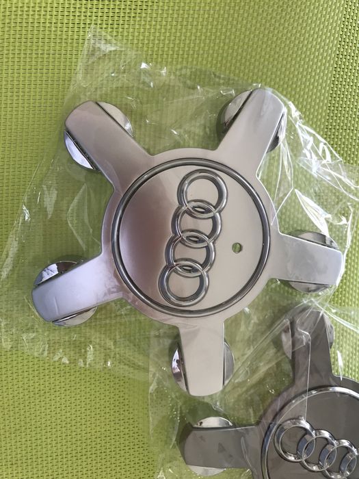 Capace centrale Audi tip gheara / stea - cod 4F0 601 165 / 8R0 601 165