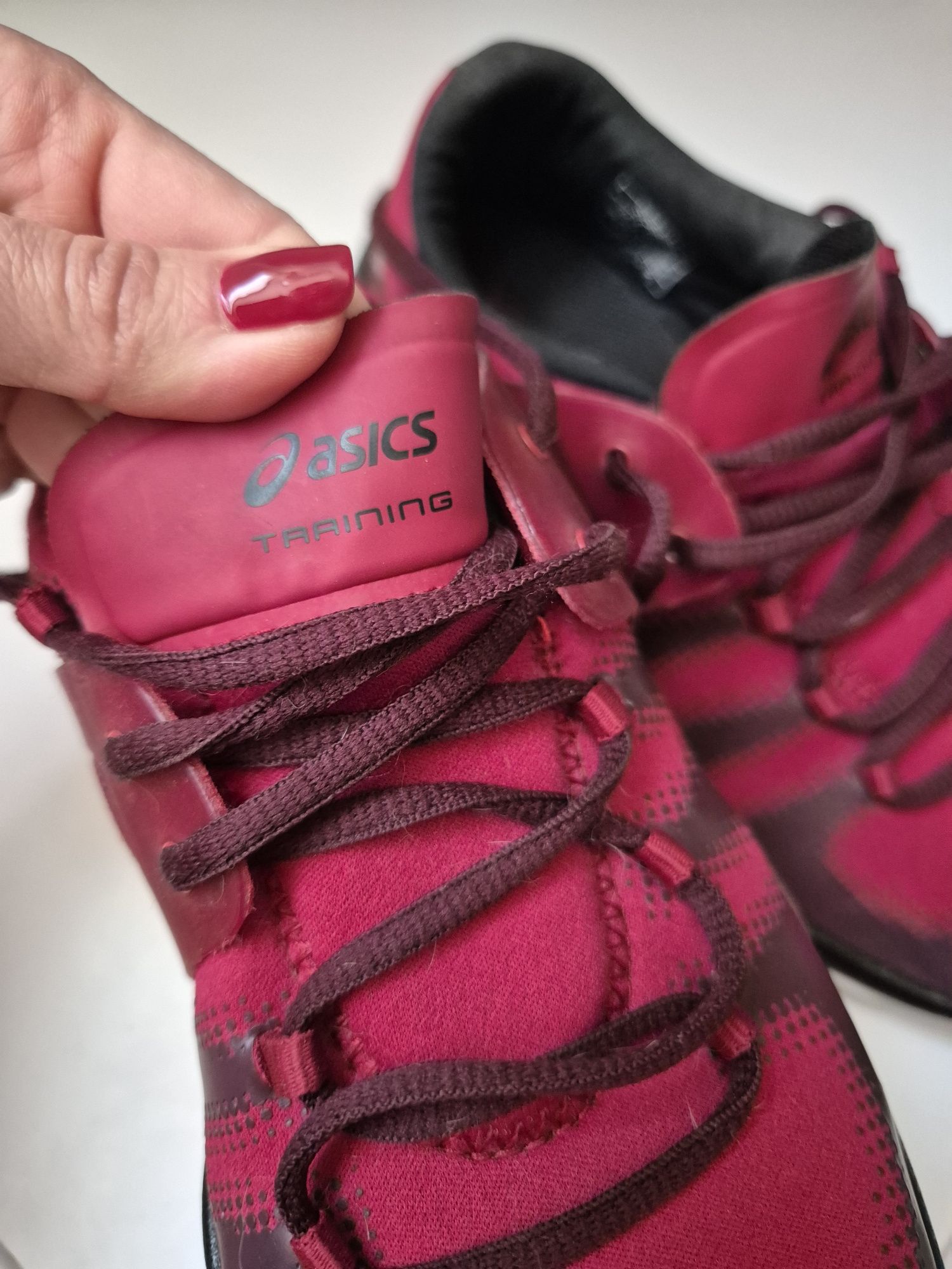 Дамски маратонки Asixs gel fit vida