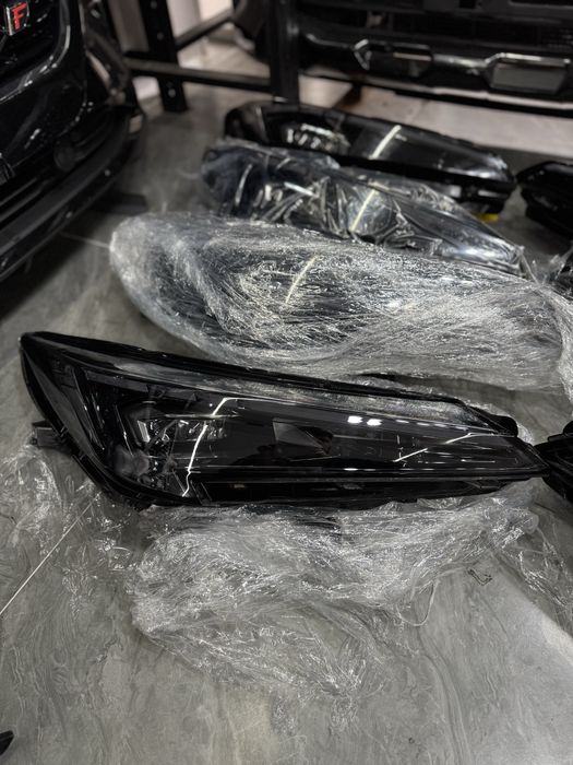 Продам передние фары на changan x5 plus. Чанган.