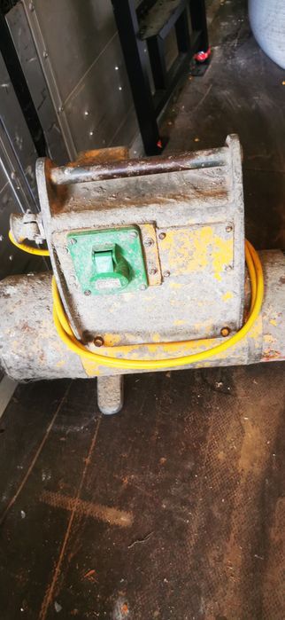 Vibrator beton ciment