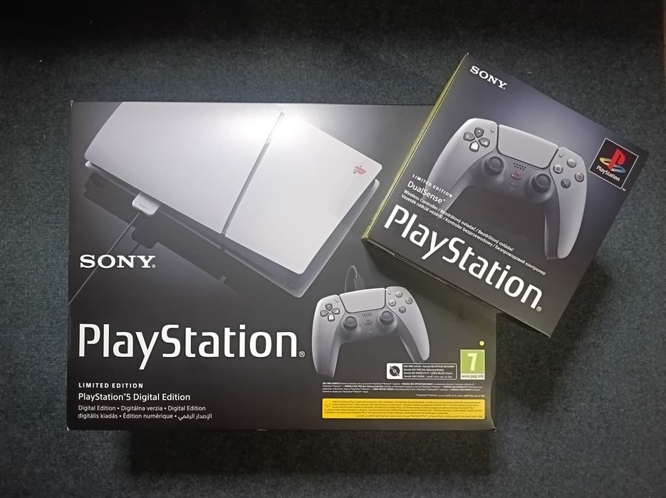 PlayStation 5 30 anyvrrsary+controller