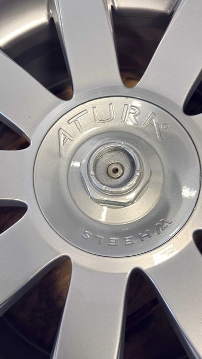 Jante ATURA 8Jx18 ET 35 5X100 Volkswagen Audi Seat Skoda Subaru