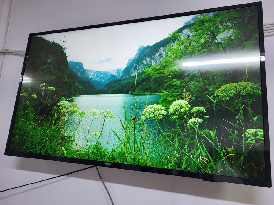 Smart телевизор Philips. 43 (109 см)диагональ.