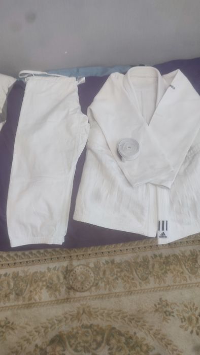 Кимоно для дзюдо от адидас и изума