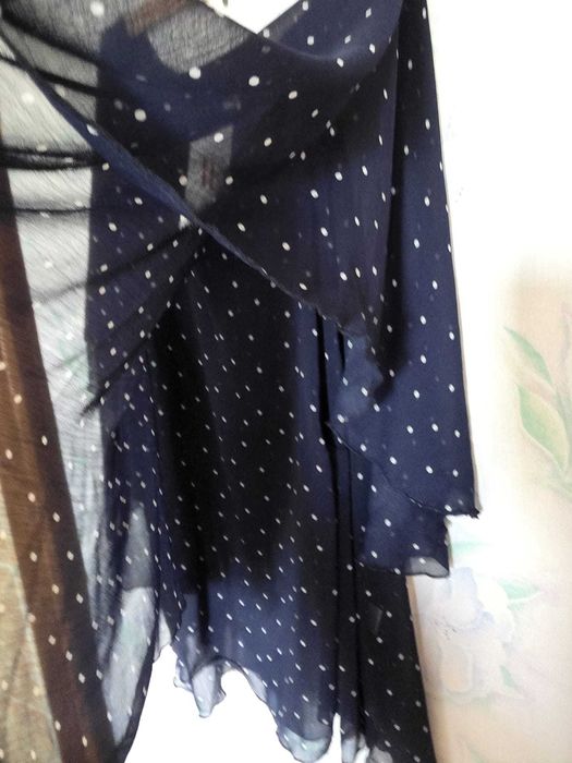 Tunică de voal, bleumarin cu buline albe mici, măr. universală