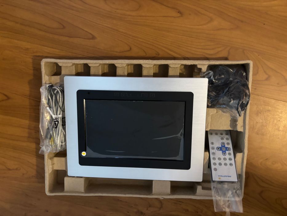 Дигитална фоторамка Praktica