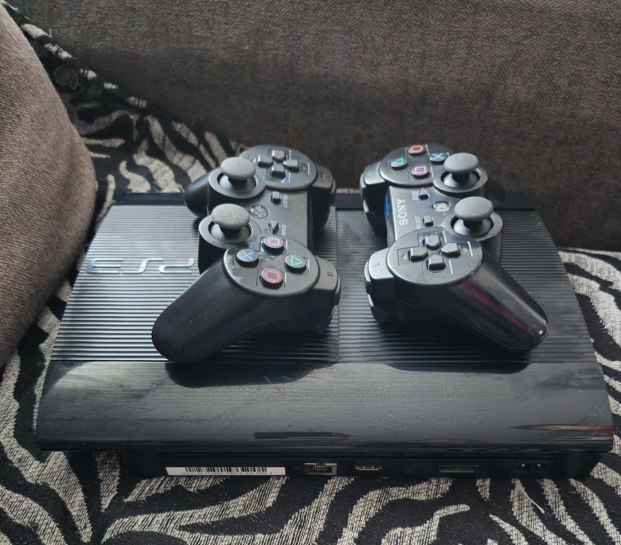 Consola Sony Playstation 3 Super Slim, Negru