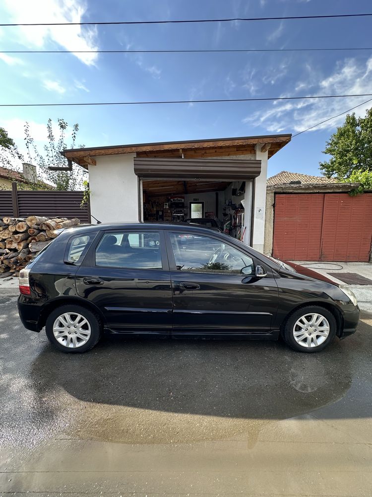 Honda Civic 1.7 ctdi 2005 година  на части.!