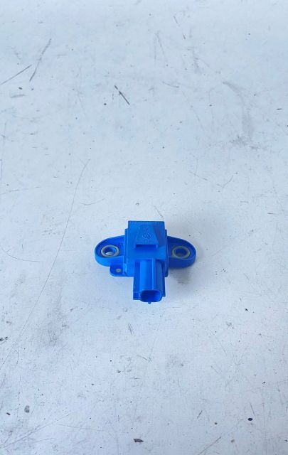 Senzor impact lateral fata dreapta 1K0955557 Volkswagen VW Golf a 5-a