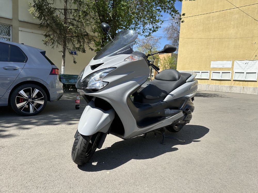 Yamaha majesty 400