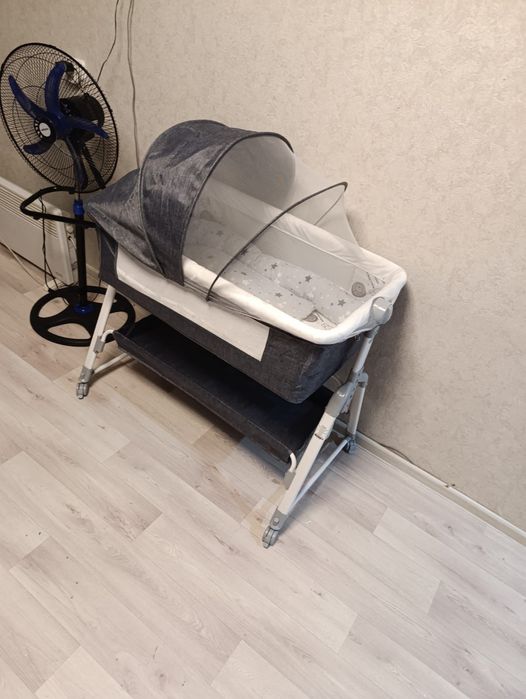 Продам детскую кроватку