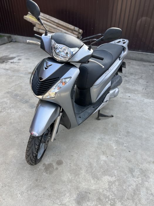 Vand Honda sh125 cu acte