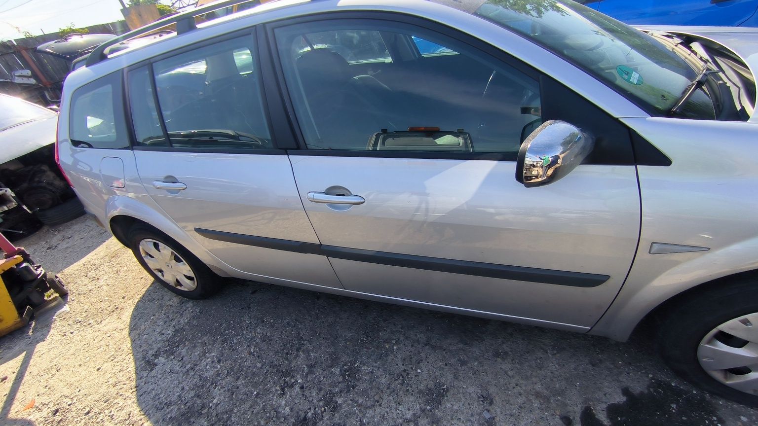 Usa fata spate stanga dreapta Renault Megane 2 break