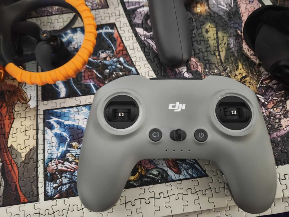 DJI AVATA 2 с целият бъндал и 3 батери