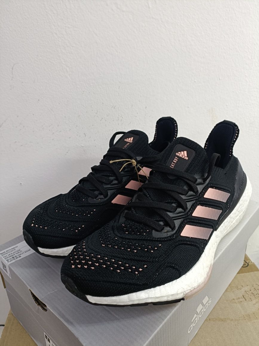 Adidas Ultraboost 22 Heat RDY номер 40 код 27A