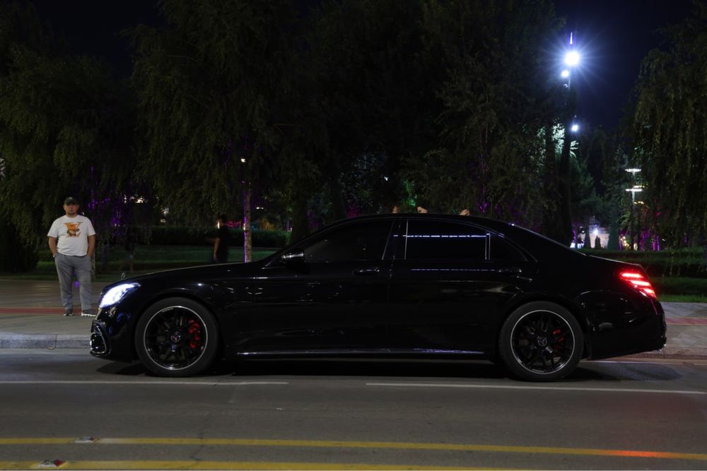 Mercedes Benz W222 S500 AMG ORIGINAL