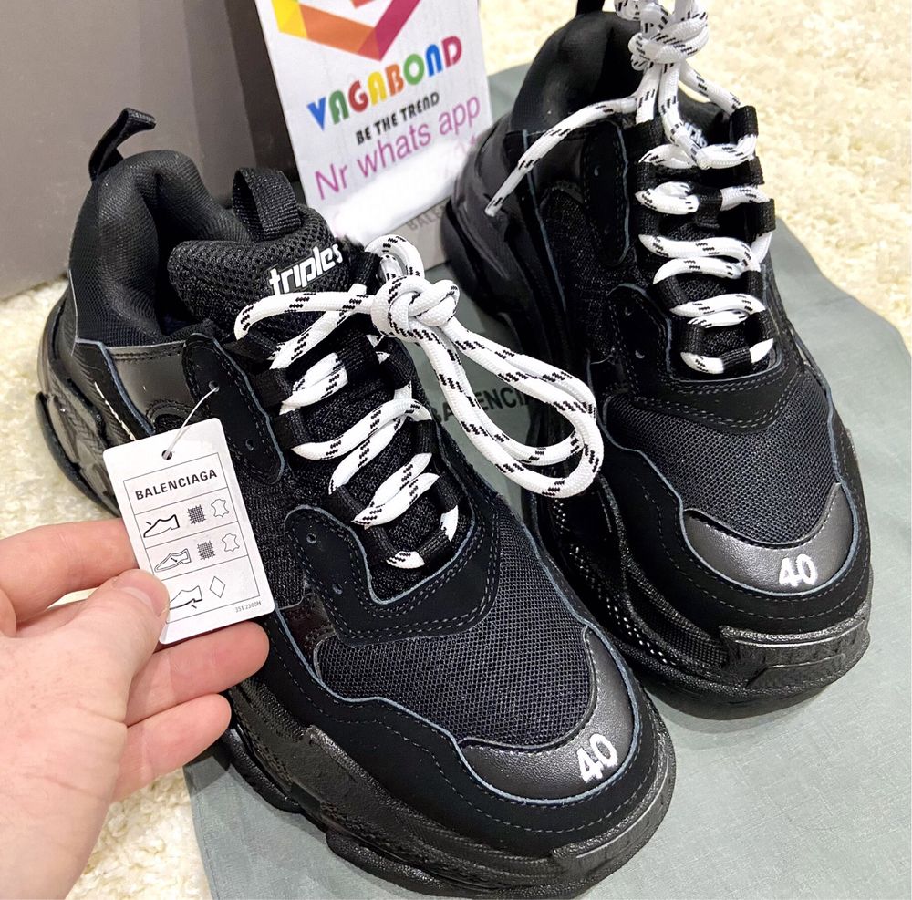 Balenciaga Triple S• Calitate LUX• Full box