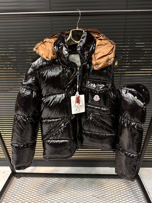 Geaca M.o.n.c.l.e.r de iarna