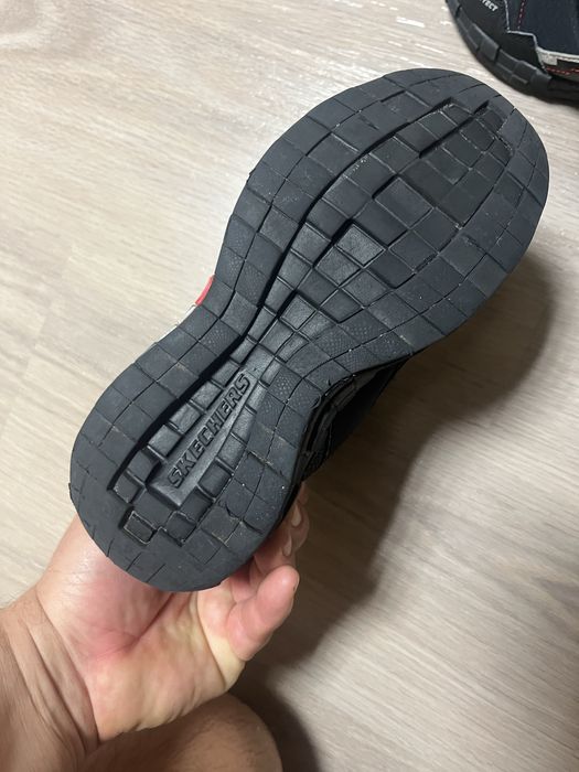 Ботуши - Skechers 32-номер.