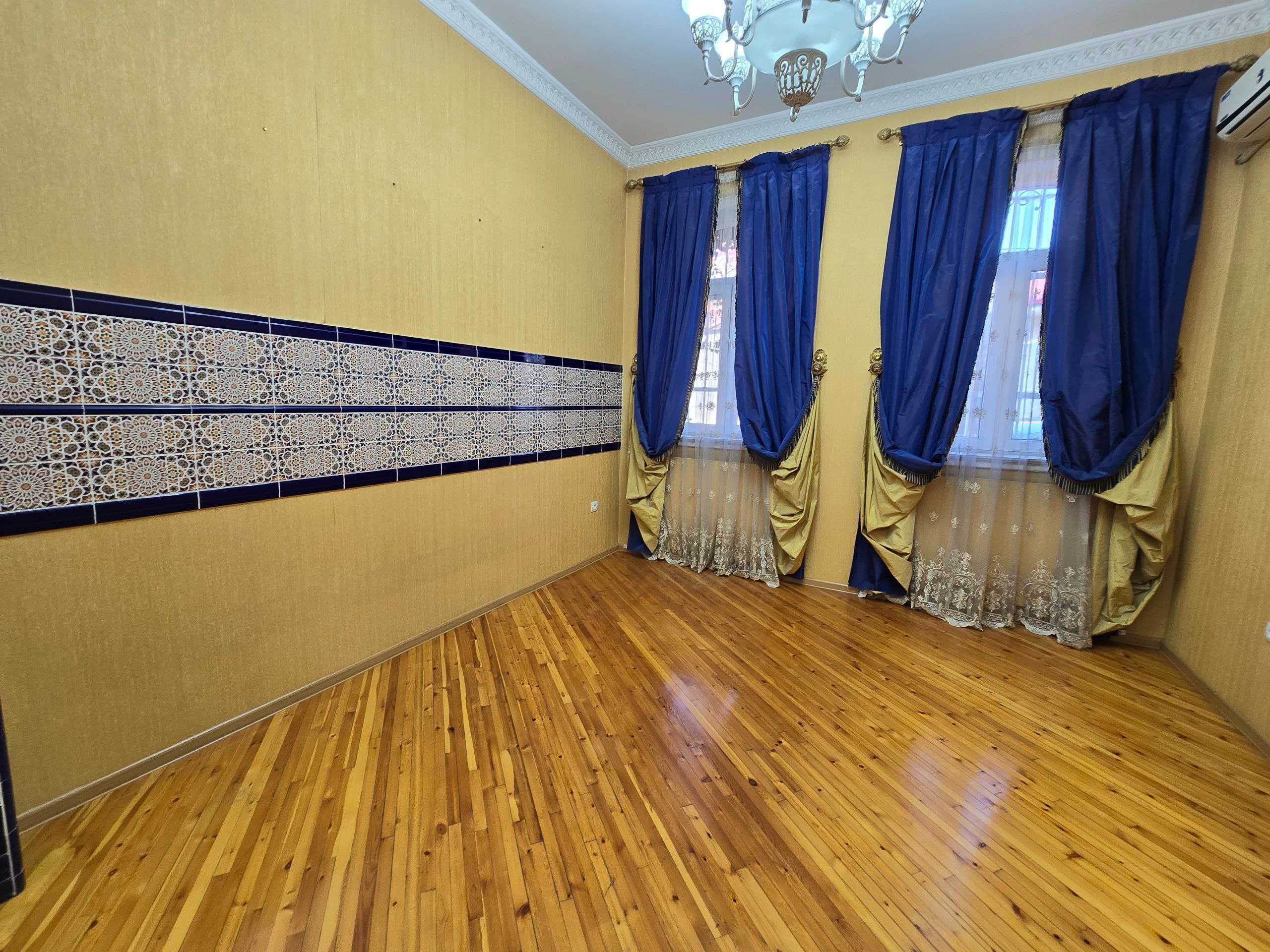 Дом под офис за отелем Grand Mir ул.Таффакур 6-комн 400 м² 1-линия