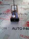 buton clapeta rezervor toyota avensis an fabr. 2008