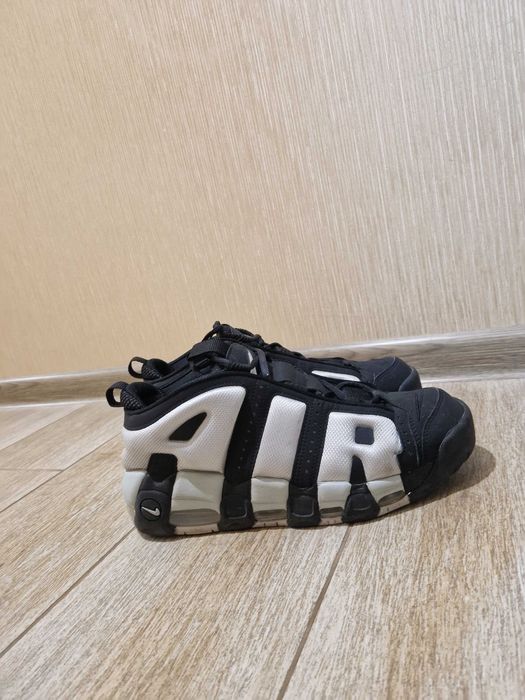 Обувки nike uptempo