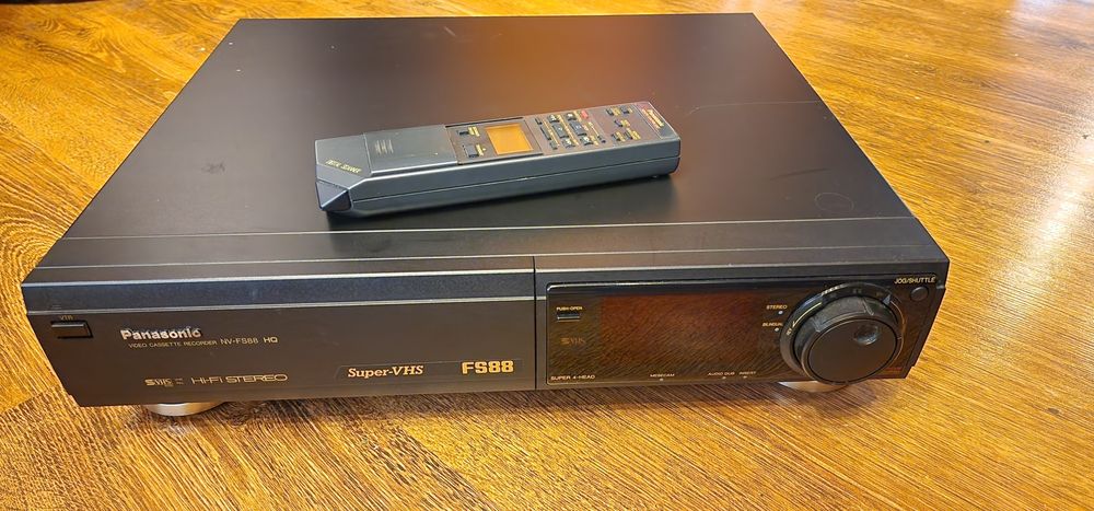 Video recorder Panasonic FS 88 super VHS hi-fi stereo