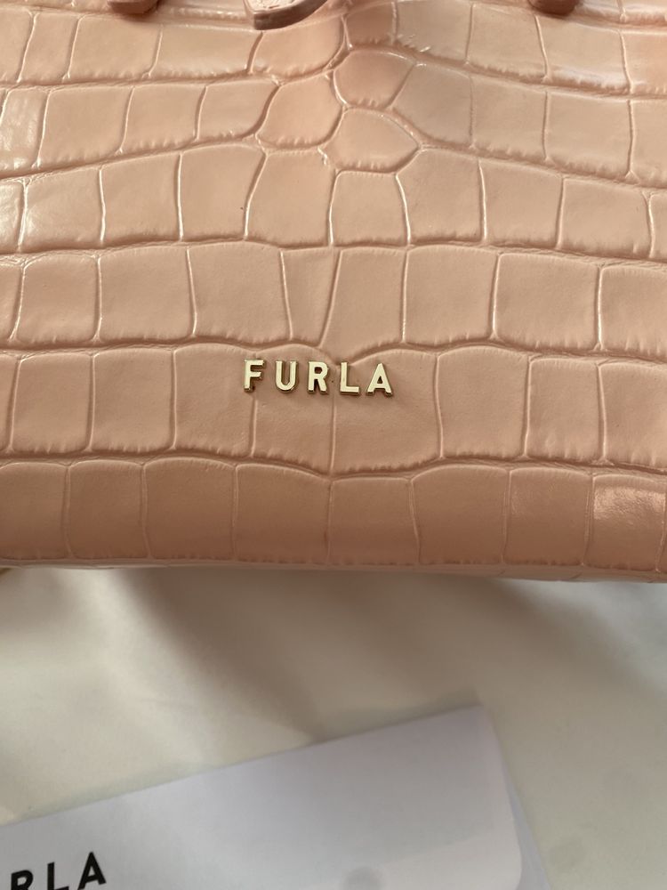 FURLA NET Tote Mini Rose! Нова, 100 % оригинал с всички документи.