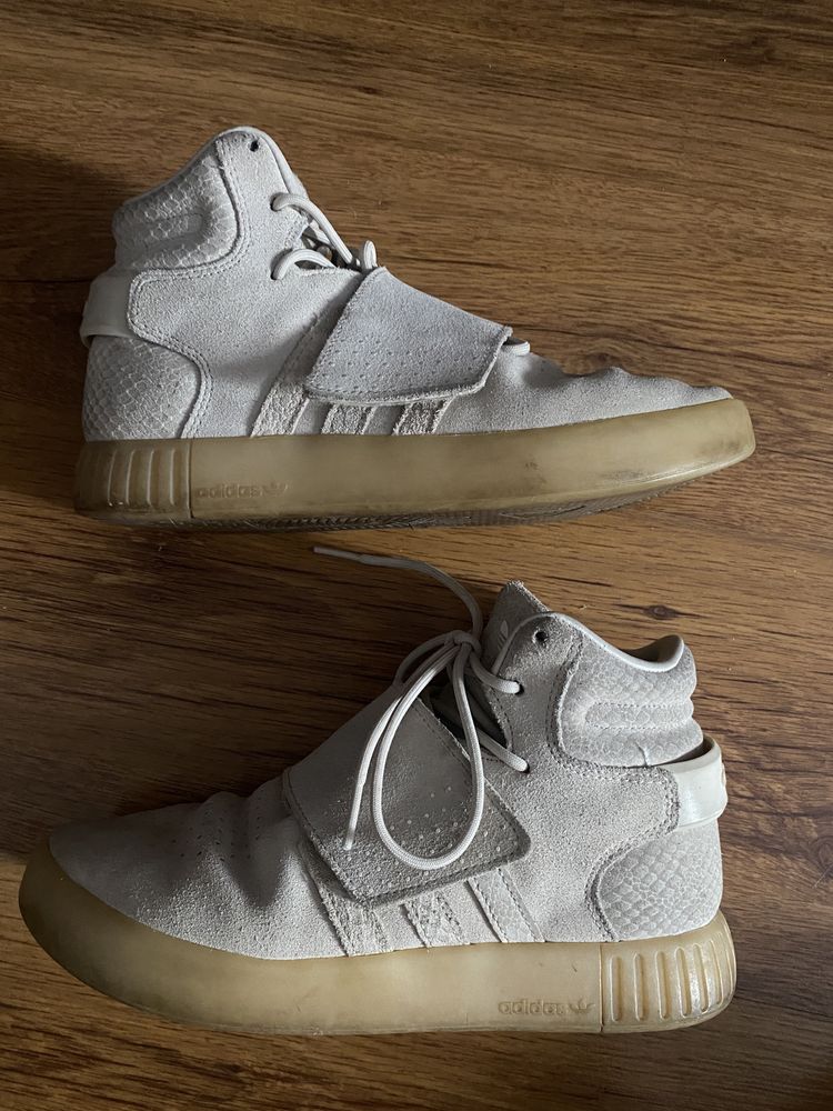 Adidas Tubular bej