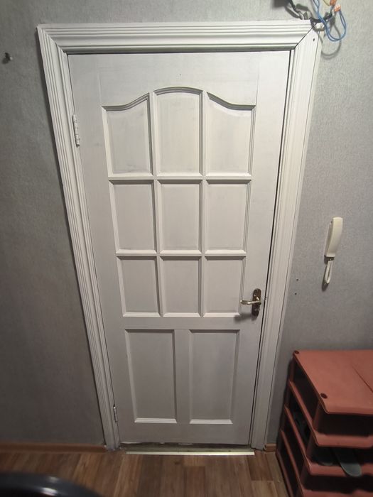 Все 6 дверей за 6 тысяч! Деревянные! Самовывоз!