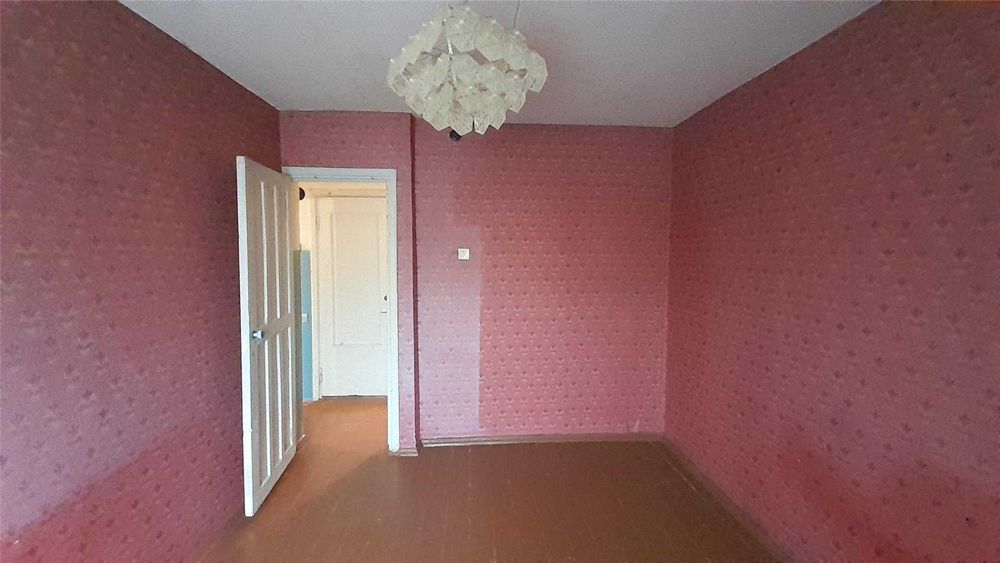 # 3 комнатная улучшенная квартира в Старом городе, ул.Панфилова