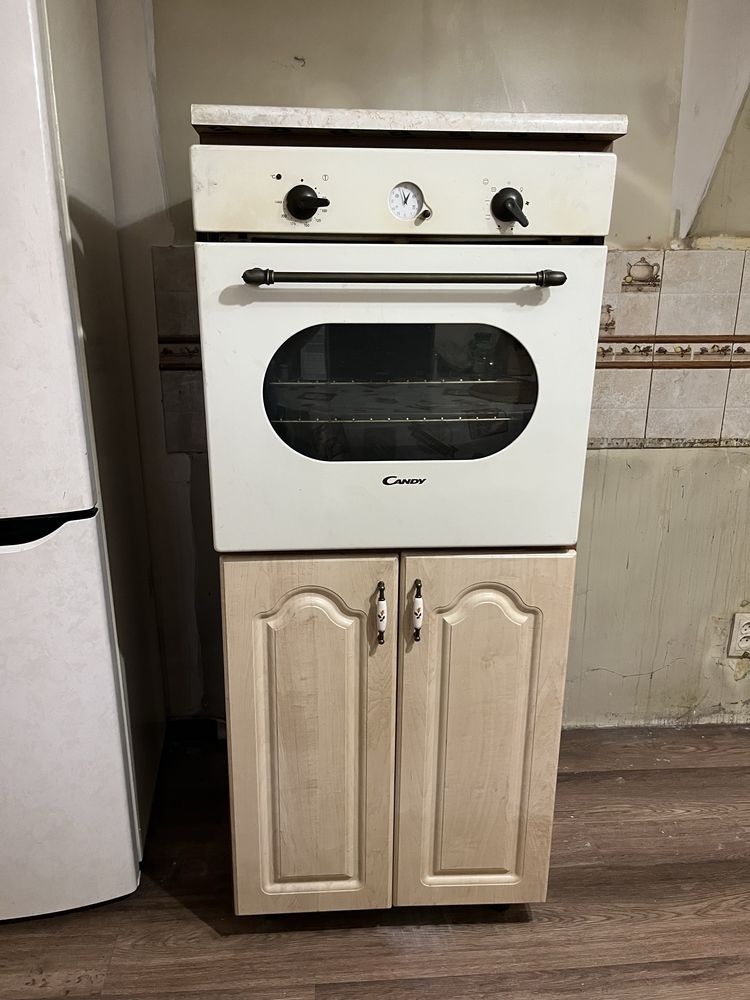 Продам духовку и шкаф