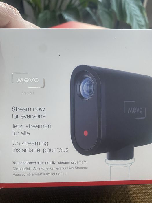 Logitech Mevo Cam