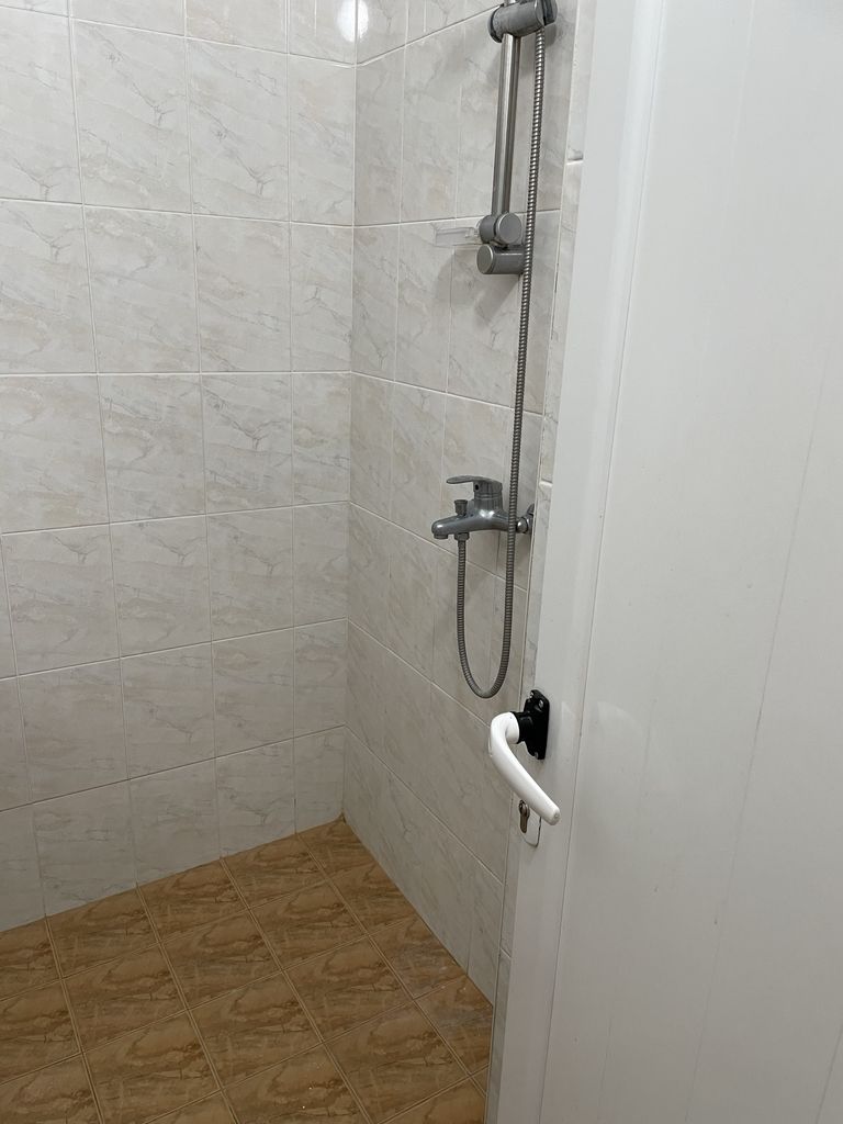 Продава се Тристаен апартамент в Провадия - 70 кв.м за 1129 €/кв.м - Снимка #13