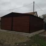 Garaj metalic 6 x 6 cu acoperiș cu panta în două ape
