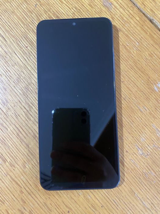 Чисто нов телефон