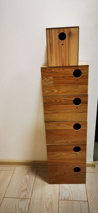 Vând cuiburi pentru papagali