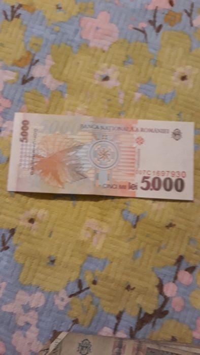 Bancnote vechi.  ...