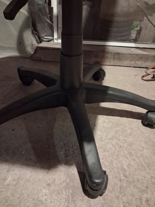 Офис стол тип директорски