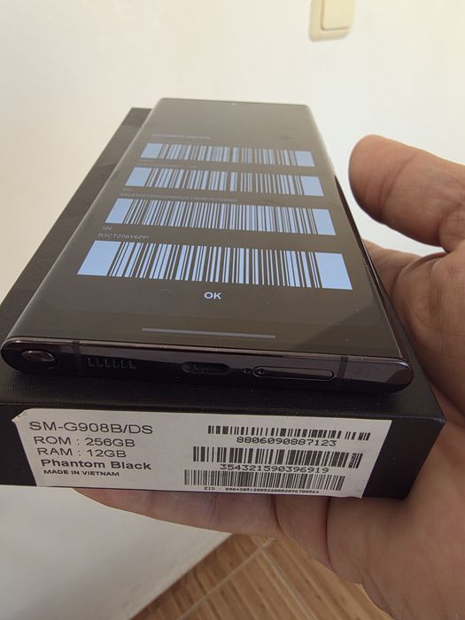 Samsung Galaxy S22 ultra 5G 12 ram 256 memorie impecabil