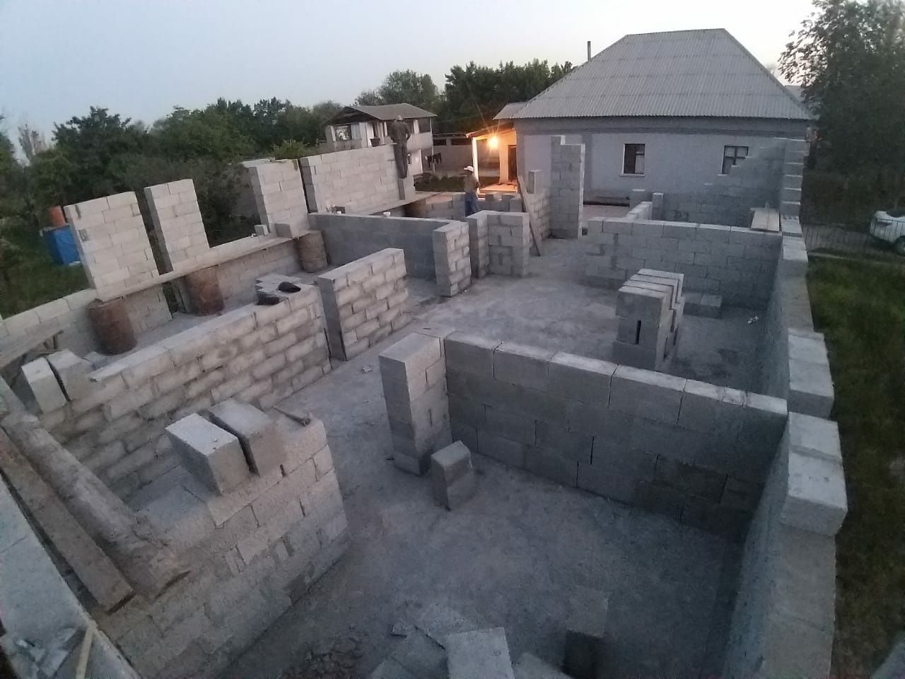 Бригада  Строятельны из узбекистана