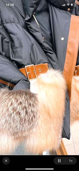 Loewe яке с естествен косъм и гъши пух