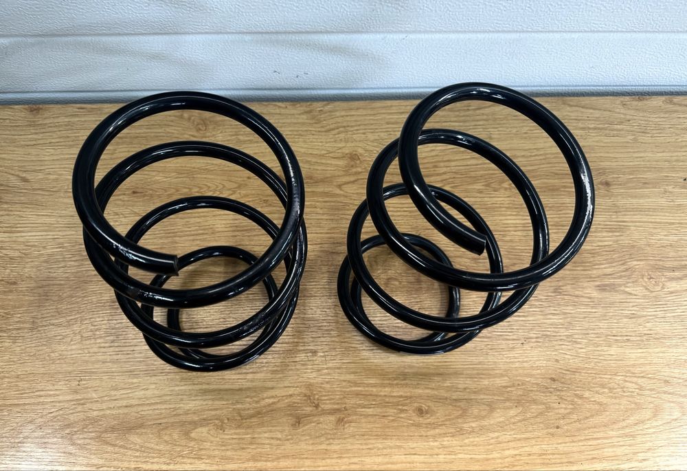 Предни пружини за бмв Е46 330 ХИ  4х4 Sachs