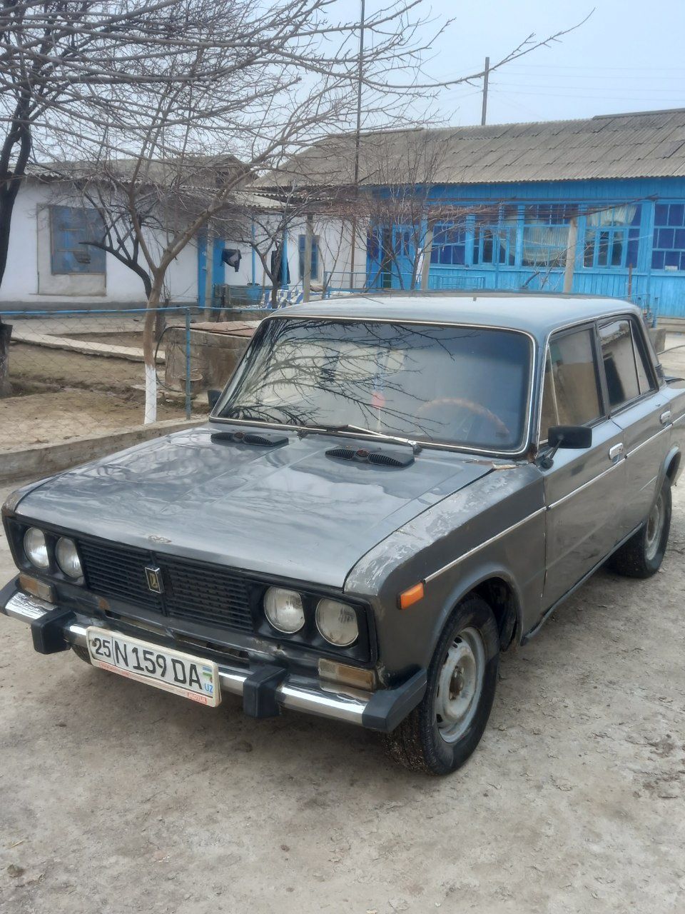 Мошина йахши кузуфда иши бор