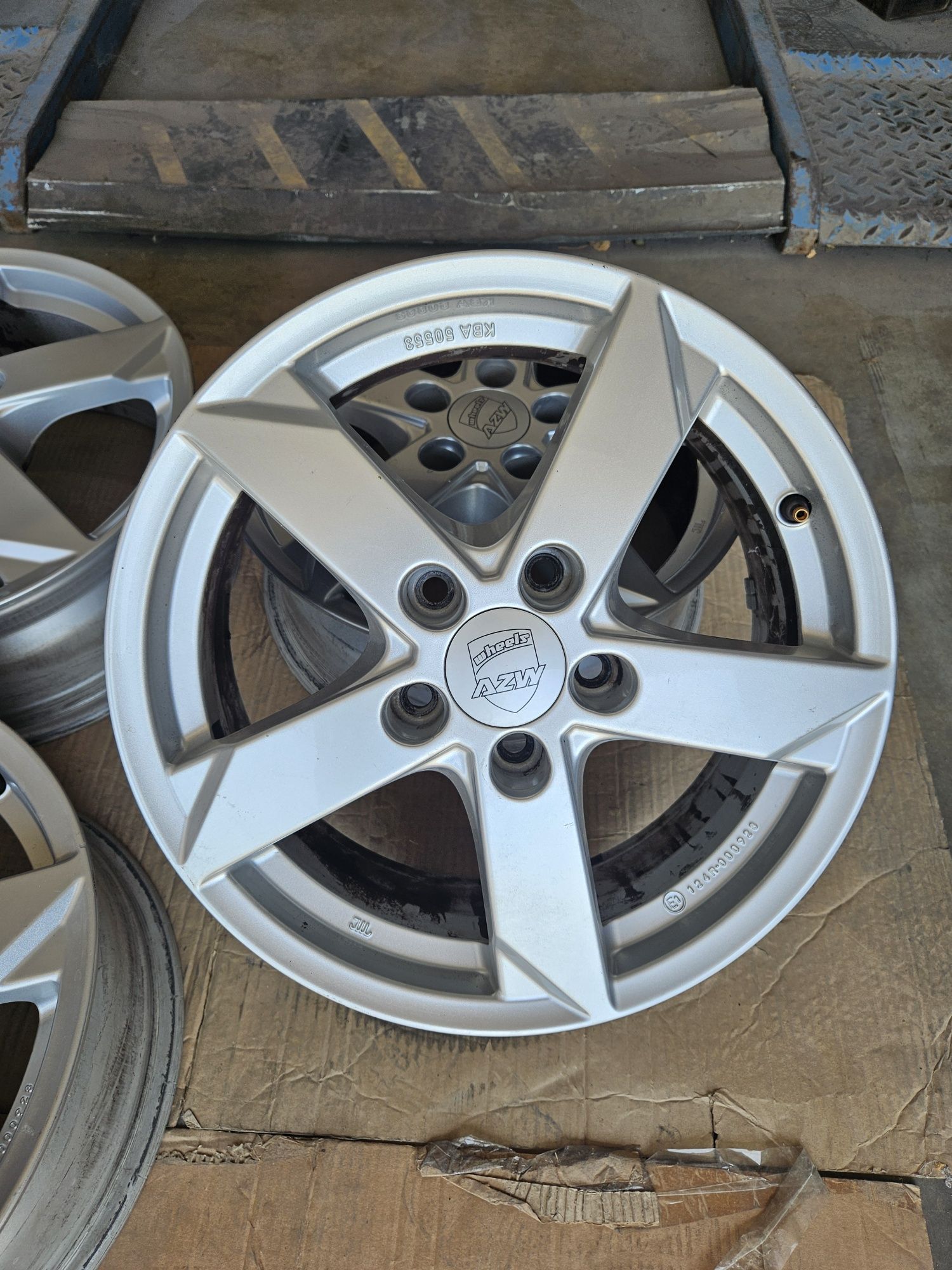 5х112.16.цол. 6.5.ж..ет.42 volksvagen audi