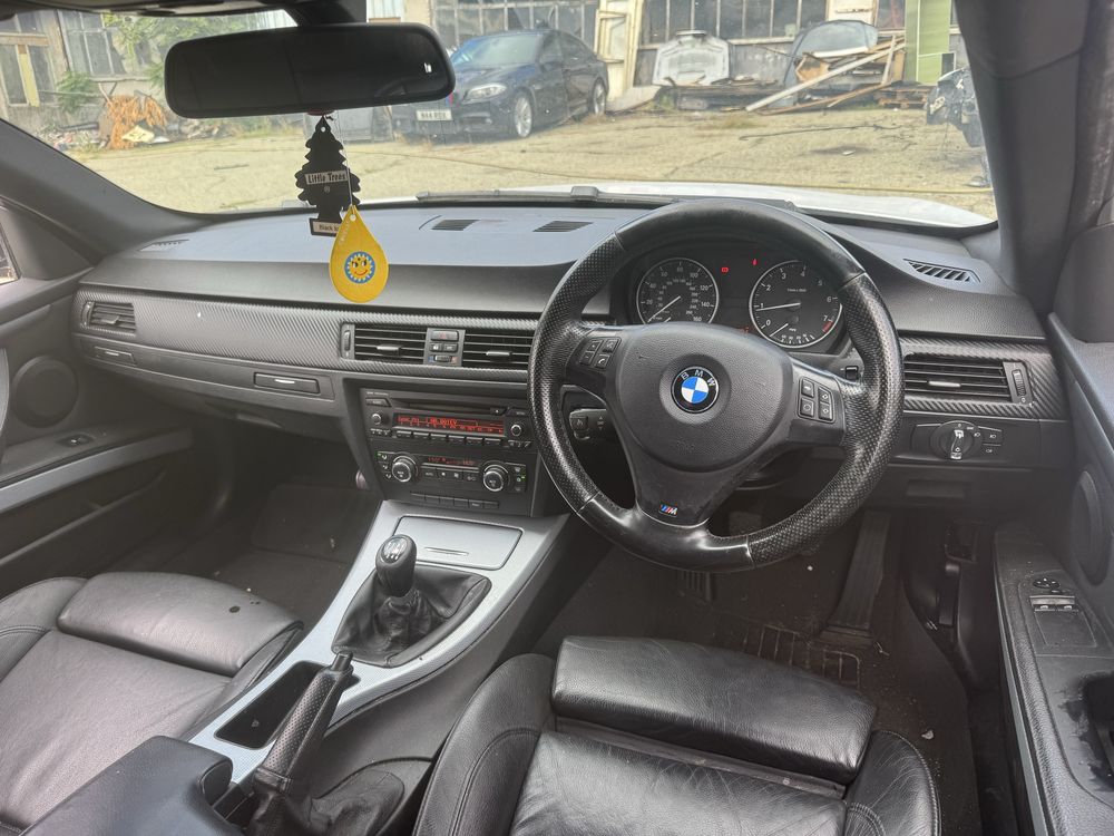 Продаваме на части бмв е92 320и 170кс bmw e92 320i 170hp