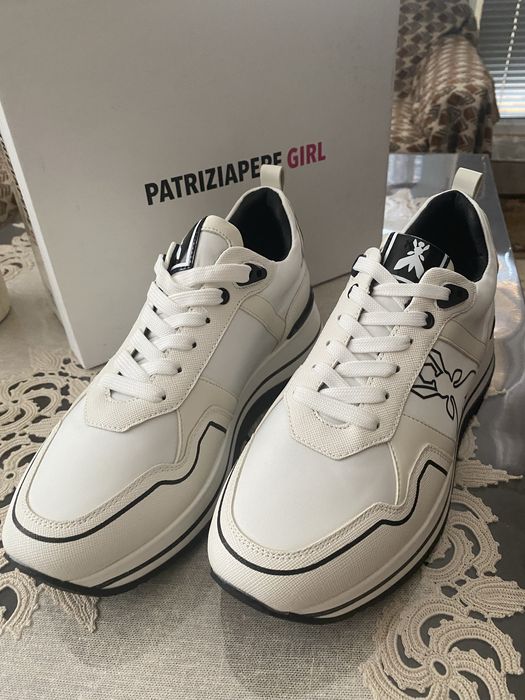 Нови дамски обувки patrizia pepe