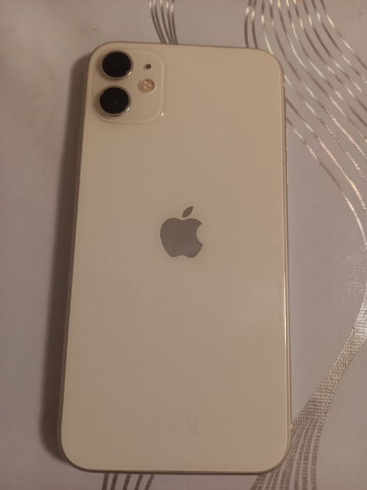 Айфон 11 128гб 82ёмкост