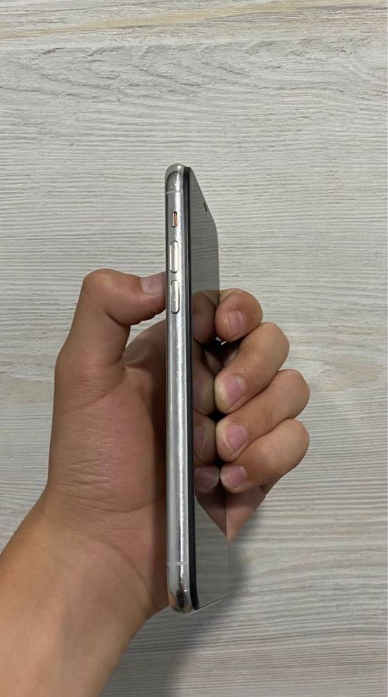 iphone 11 pro srochni