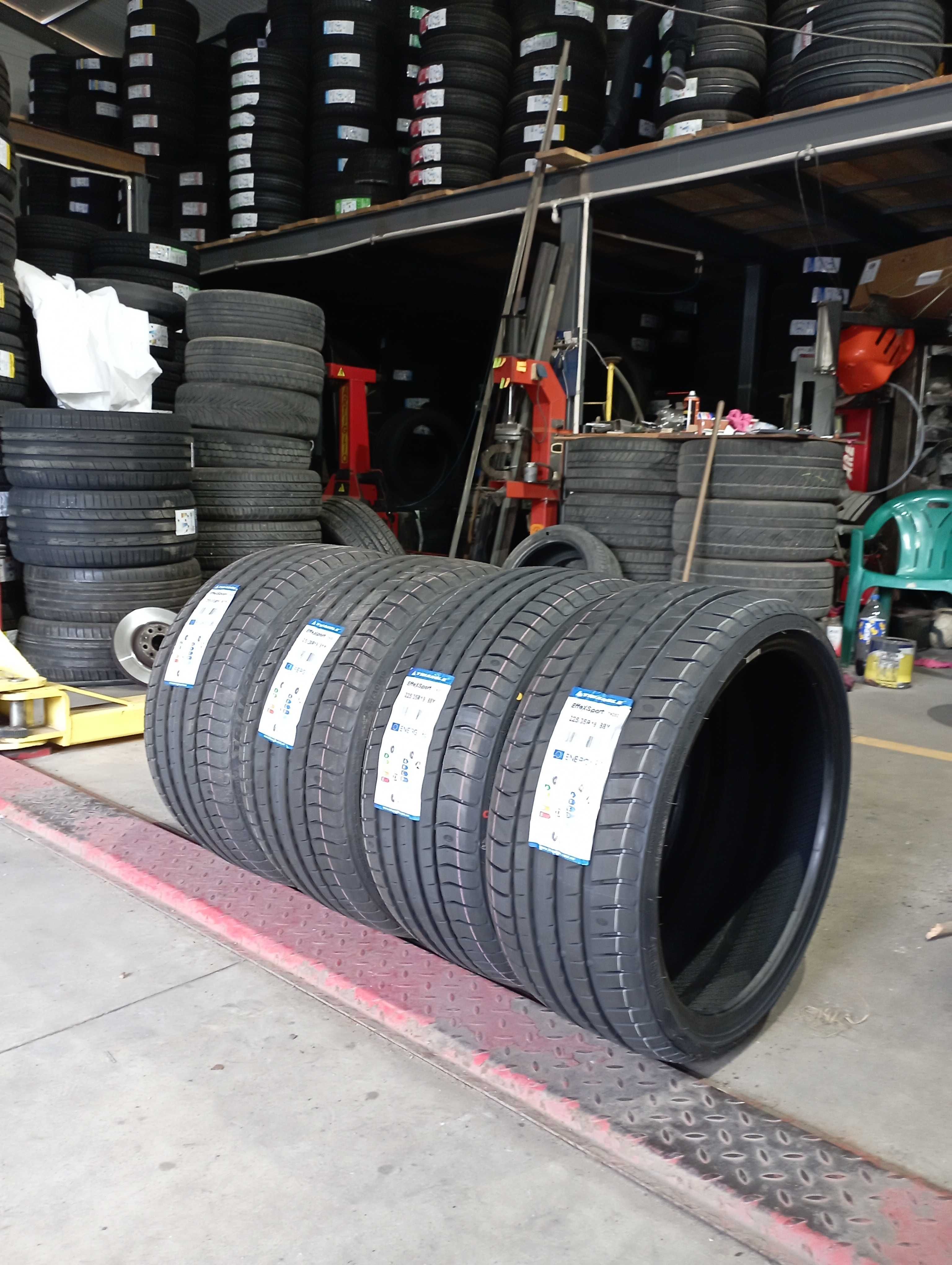 Set Anvelope (BMW) Triangle 255/30/19 Cu 225/35/19 Noi De Vara